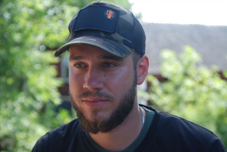 Isak SKöld med keps